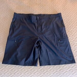 Men’s Izod Golf shorts size 42